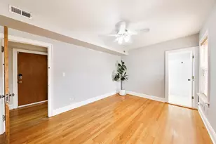 8911 Lamon Ave, Skokie, IL 60077 - Photo 20