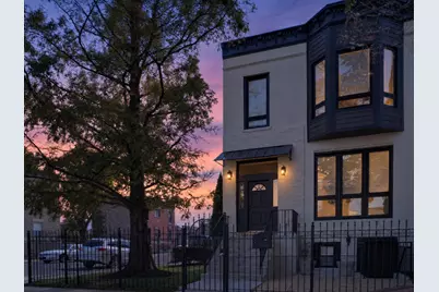 2703 W Warren Boulevard, Chicago, IL 60612 - Photo 1