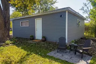 305 Winnebago St, Park Forest, IL 60466 - Photo 6