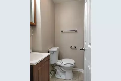 2011 E 78th Street, Chicago, IL 60649 - Photo 8