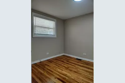 2011 E 78th Street, Chicago, IL 60649 - Photo 10