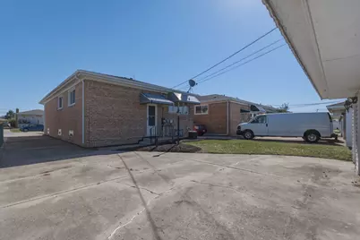 536 Muskegon Avenue, Calumet City, IL 60409 - Photo 30