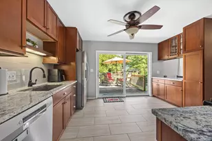 808 S Rd, Lisle, IL 60532 - Photo 6