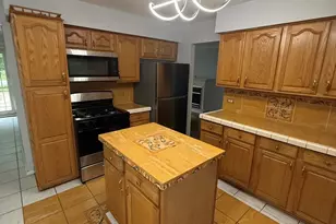 942 E 168th St, South Holland, IL 60473 - Photo 30