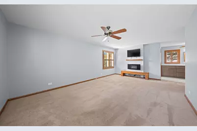 1132 E Valley Lane, Arlington Heights, IL 60004 - Photo 16