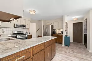 13821 W Dublin Dr, Homer Glen, IL 60491 - Photo 14