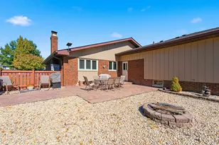 13821 W Dublin Dr, Homer Glen, IL 60491 - Photo 2