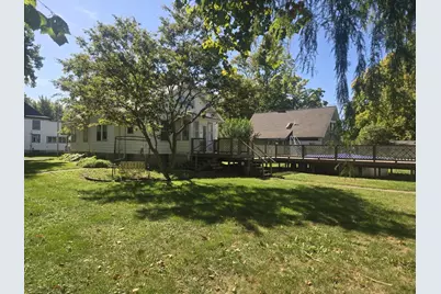 100 W Charles Street, McLean, IL 61754 - Photo 2