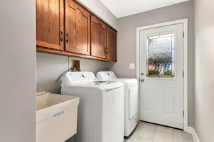 6076 Angel Ln, Lisle, IL 60532 - Photo 26