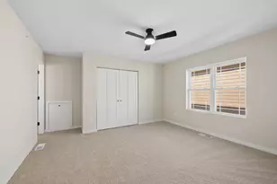 912 N Humphrey Ave, Oak Park, IL 60302 - Photo 16