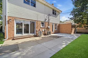 7840 Linder Ave, Morton Grove, IL 60053 - Photo 30