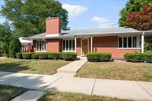3902 Greenleaf St, Skokie, IL 60076 - Photo 1