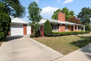3902 Greenleaf St, Skokie, IL 60076 - Photo 2