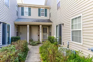 1210 Orleans Dr, Mundelein, IL 60060 - Photo 2