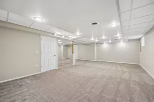 4671 Providence Rd, Gurnee, IL 60031 - Photo 42