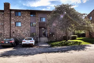 7803 Woodward Ave, Woodridge, IL 60517 - Photo 1