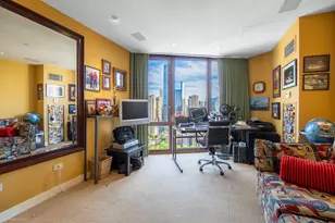 111 W Maple St, Chicago, IL 60610 - Photo 36