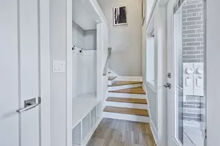 2438 N Western Ave, Chicago, IL 60647 - Photo 18