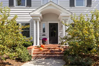 229 N Main Street, Glen Ellyn, IL 60137 - Photo 2