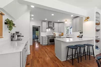 229 N Main Street, Glen Ellyn, IL 60137 - Photo 10