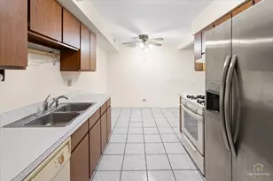 753 Moore Dr, Elk Grove Village, IL 60007 - Photo 14
