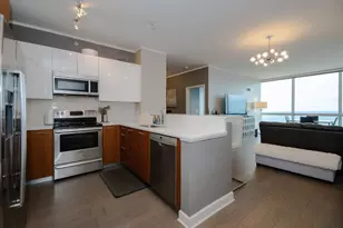 1901 S Calumet Ave, Chicago, IL 60616 - Photo 10
