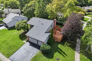 1220 N Pepper Tree Dr, Palatine, IL 60067 - Photo 34