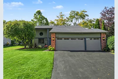 1220 N Pepper Tree Drive, Palatine, IL 60067 - Photo 2