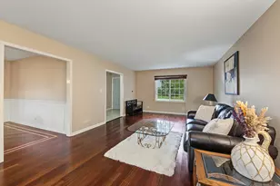 1220 N Pepper Tree Dr, Palatine, IL 60067 - Photo 6