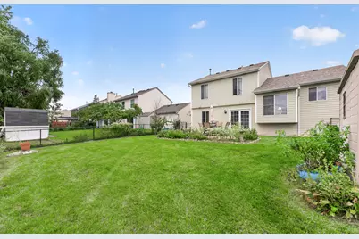 240 Iris Drive, Streamwood, IL 60107 - Photo 38