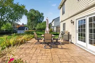 240 Iris Dr, Streamwood, IL 60107 - Photo 34