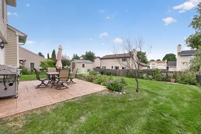 240 Iris Drive, Streamwood, IL 60107 - Photo 36
