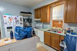 819 E Monroe St, Bloomington, IL 61701 - Photo 4