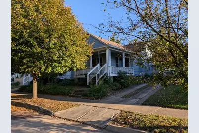 819 E Monroe Street, Bloomington, IL 61701 - Photo 16