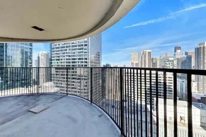 300 N State Street #3106, Chicago, IL 60654 - Photo 22