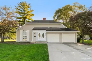 212 Boulder Hill Pass, Montgomery, IL 60538 - Photo 1