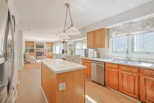 52 Darlington Dr, Hawthorn Woods, IL 60047 - Photo 4