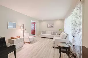 52 Darlington Dr, Hawthorn Woods, IL 60047 - Photo 10