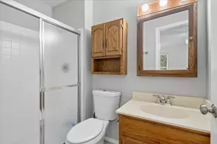 516 Lyon Dr, Buffalo Grove, IL 60089 - Photo 10