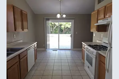 7069 Mullinshire Way, Machesney Park, IL 61115 - Photo 8