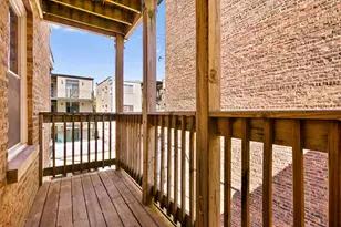 7730 N Ashland Ave, Chicago, IL 60626 - Photo 12