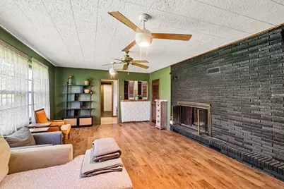 12302 Sunset Drive, Sycamore, IL 60178 - Photo 6
