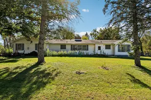 12302 Sunset Dr, Sycamore, IL 60178 - Photo 1