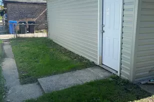 8011 S Dante Ave, Chicago, IL 60619 - Photo 14