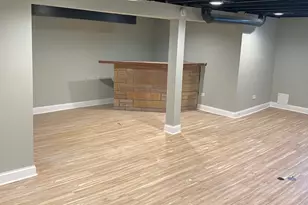 8011 S Dante Ave, Chicago, IL 60619 - Photo 8