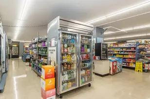 3600 N Lake Shore Dr, Chicago, IL 60613 - Photo 14