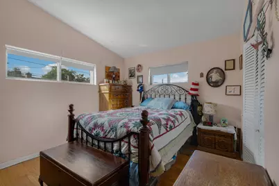 8441 W Madison Drive, Niles, IL 60714 - Photo 10