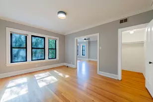 2054 W Arthur Ave, Chicago, IL 60645 - Photo 6