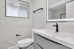 5135 S St Louis Ave, Chicago, IL 60632 - Photo 12