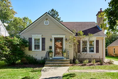 515 Preston Avenue, Elgin, IL 60120 - Photo 1